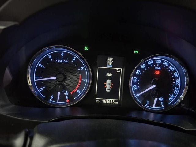 TOYOTA豐田 ALTIS  第9張相片