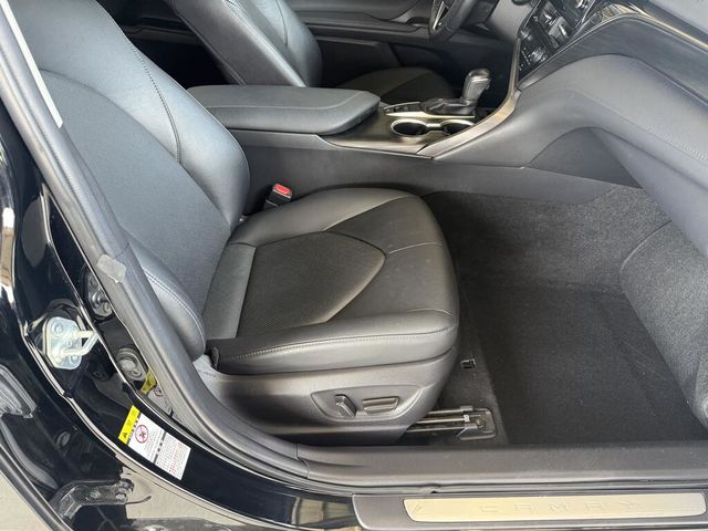 TOYOTA豐田 CAMRY  第7張相片