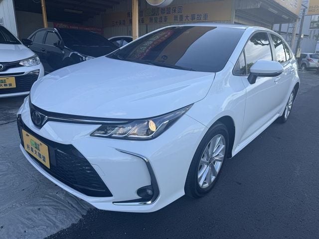 TOYOTA豐田 ALTIS  第1張相片