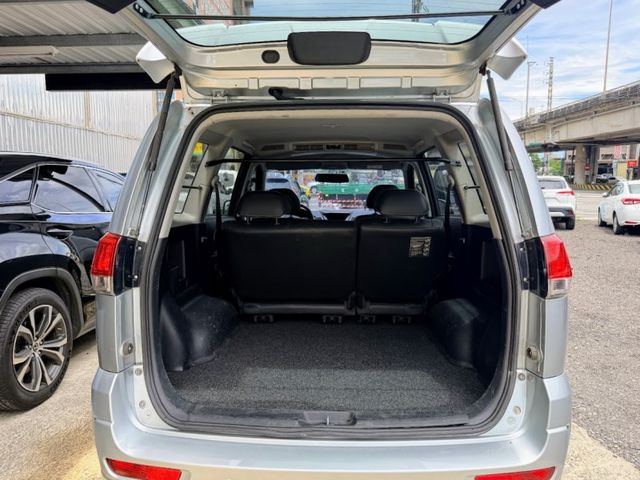Mitsubishi Zinger  第8張相片