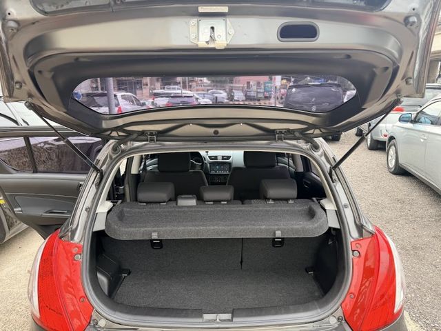 Suzuki SWIFT  第7張相片