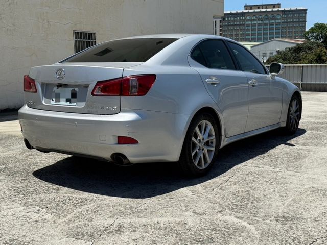 Lexus IS  第3張相片
