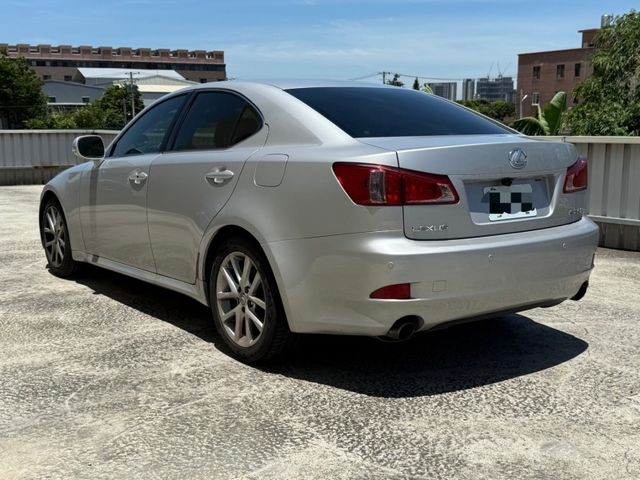 Lexus IS  第5張相片