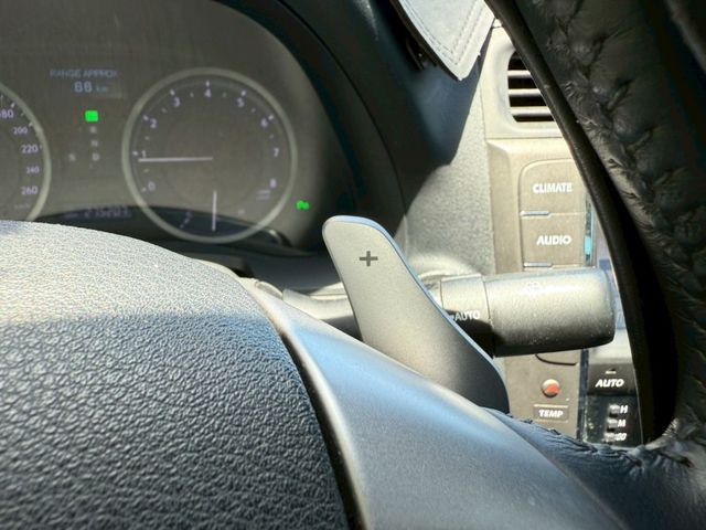 Lexus IS  第12張相片