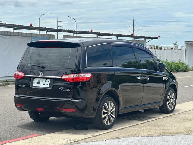 Luxgen 7 MPV  第5張相片