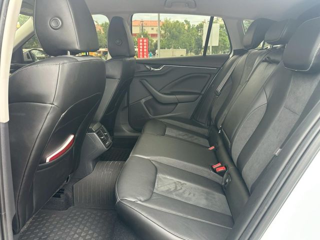Skoda Scala  第11張相片