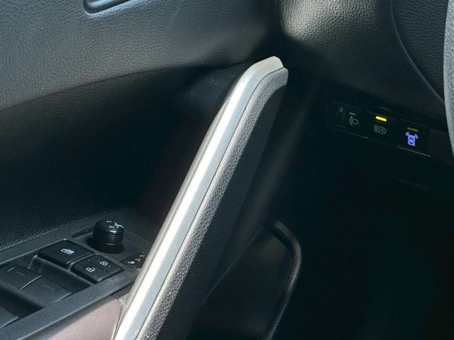 Toyota Cross  第15張相片