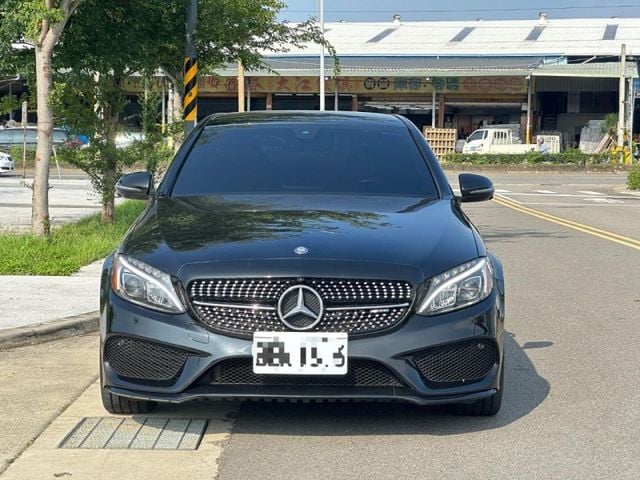 Mercedes-Benz/賓士 C300  第8張相片