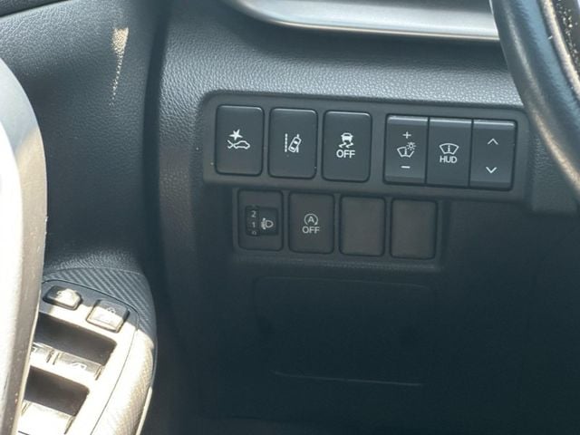 Mitsubishi Eclipse Cross  第14張相片