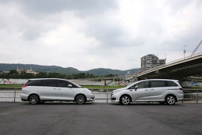 後座空間殘酷PK Toyota Previa vs. Honda Odyssey