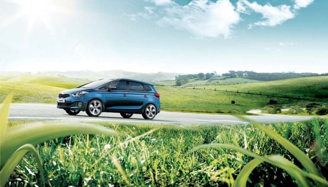 5＋2大於7(18-11)國產唯一的韓系MPV車型Kia Carens