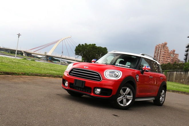 入門但不失駕馭樂趣　全新Mini Cooper Countryman試駕