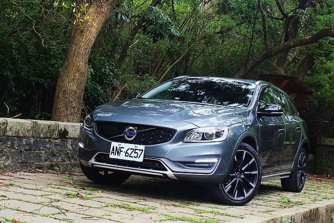 好爸爸、野一下～Volvo V60 Cross Country D4旗艦版試駕: Page 2 of 3
