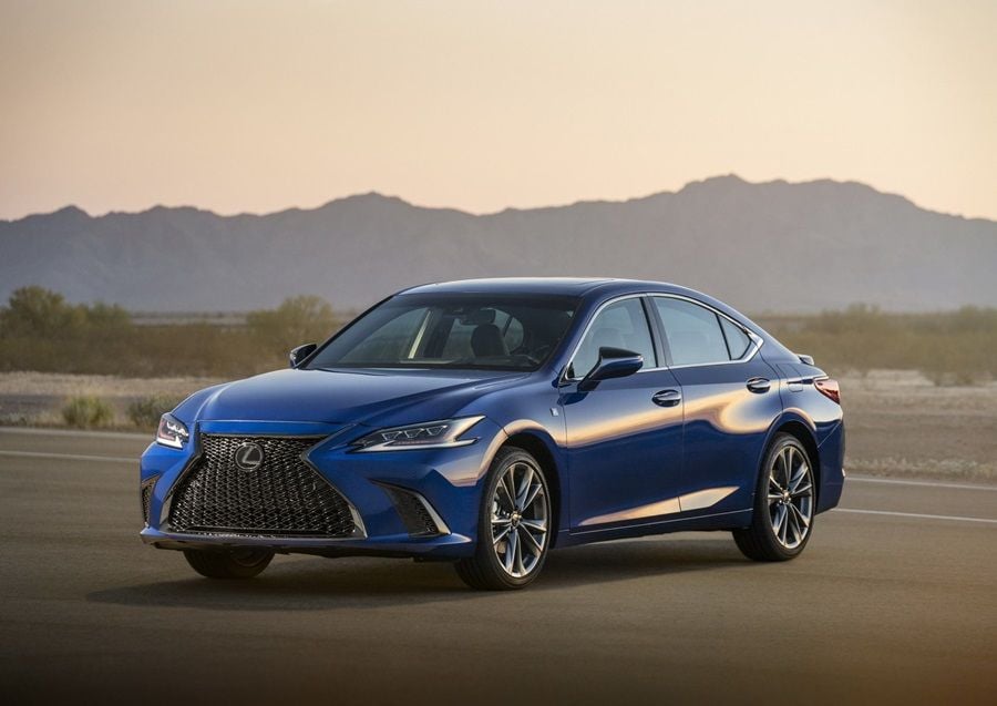 外型與LS車系看齊！Lexus發表第七代ES車系