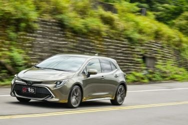均衡佳作  Toyota Auris(上) 外觀、內裝、空間篇