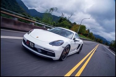 強悍小兄弟 Porsche 718 Cayman GTS