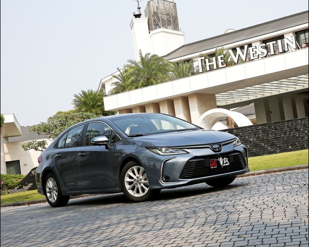 強者更強 Toyota Corolla Altis 1.8 Hybrid !!