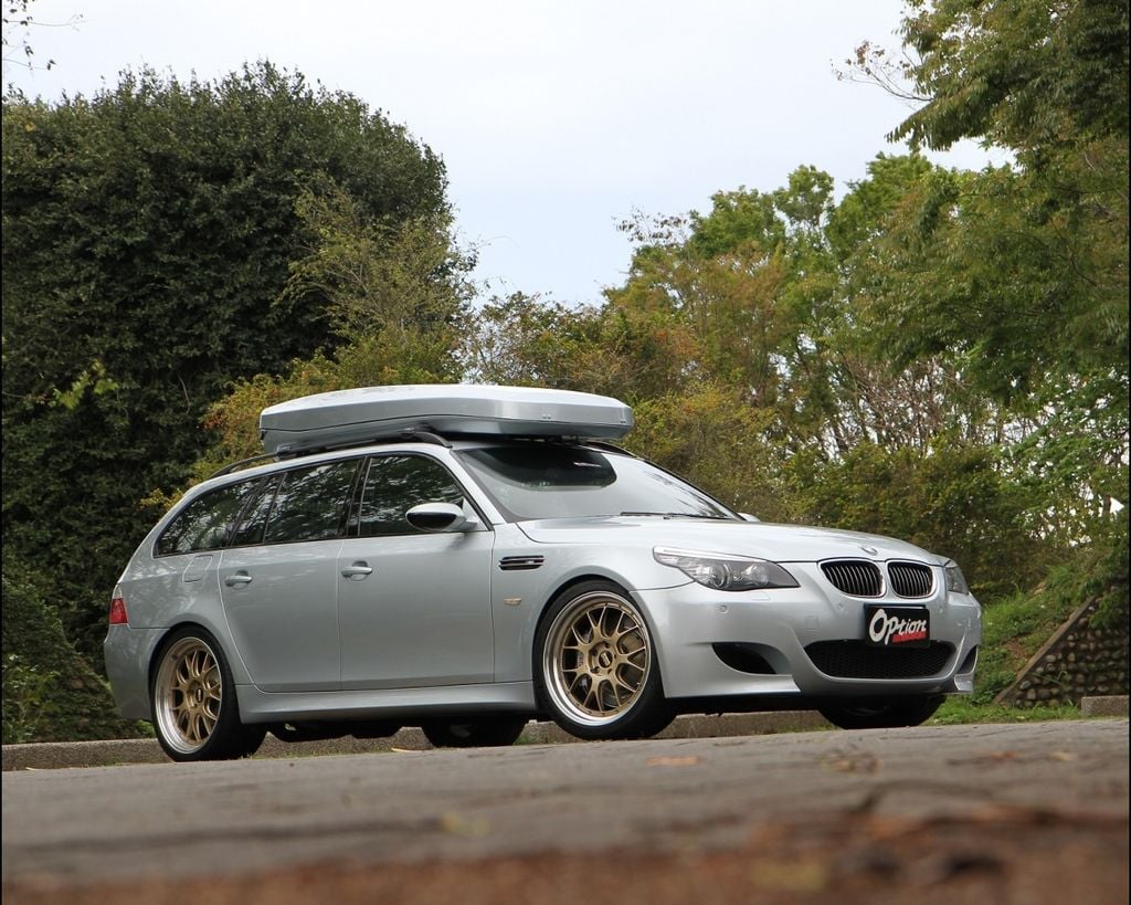 BMW M5 E61 Touring 低調大叔的家庭座駕 !!