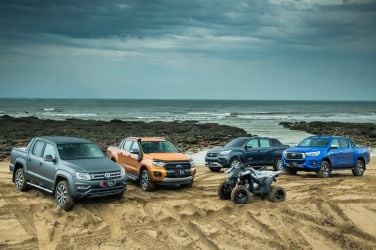 玩沙就靠它！皮卡皮卡! (上)  Toyota Hilux + Ford Ranger + VW Amarok + SsangYong Rexton Sports !