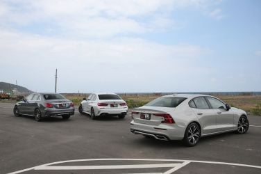 中型主管用車購買指南  最新Volvo S60、最強BMW 3 Series、最夯Mercedes-Benz C-Class (競爭對手篇) !