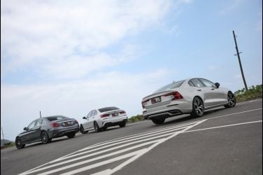 中型主管用車購買指南  最新Volvo S60、最強BMW 3 Series、最夯Mercedes-Benz C-Class (BMW 3 Series篇) !