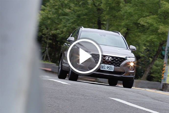 科技文旅，七人行也可以 Hyundai Santa Fe 柴油旗艦版