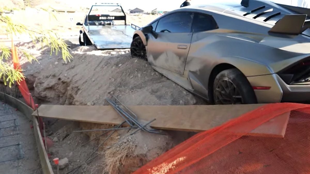 入手不到30天就被掛病號的最強小牛，Lamborghini Huracán STO！