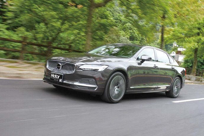 Volvo    S90 T8 Recharge Inscription