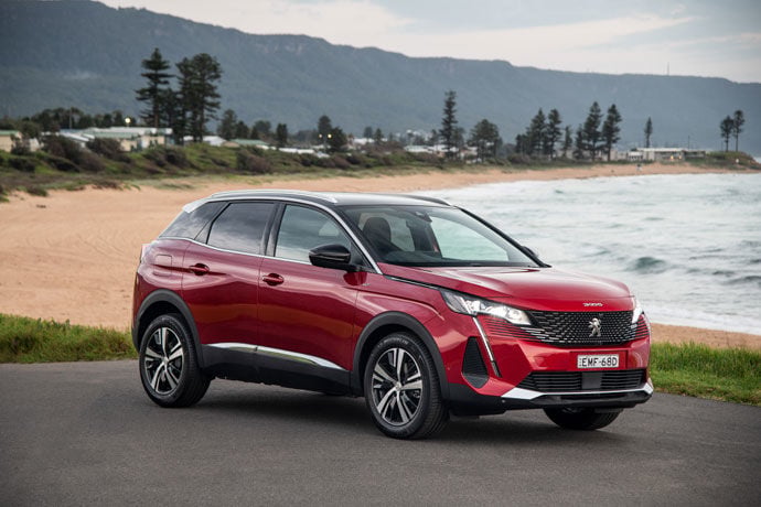 吸睛獅王駕到    Peugeot 3008