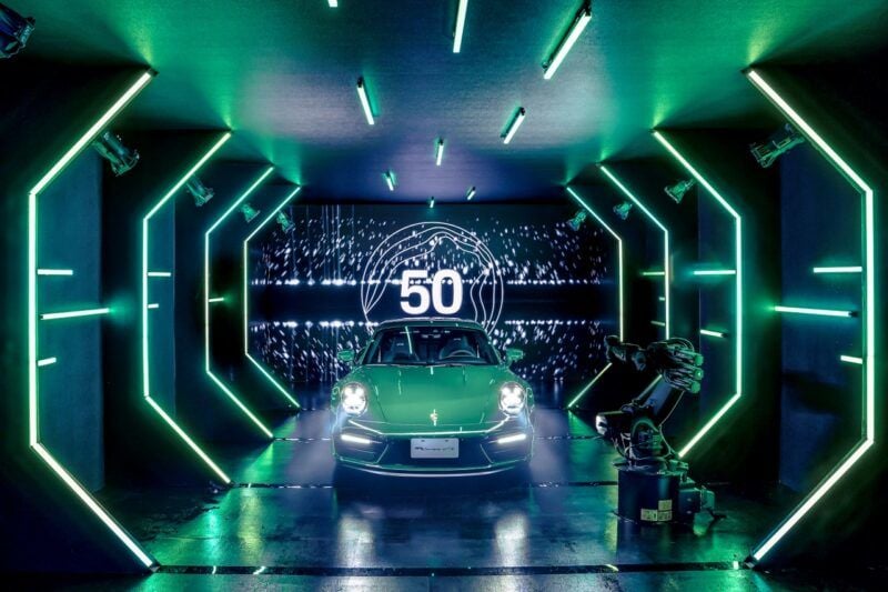 911 Carrera GTS 保時捷在臺 50 周年獨步紀念款   以公益拍賣致敬延續半世紀的夢想