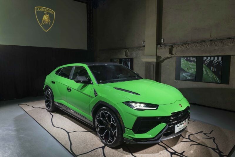 突破自我 Lamborghini Urus Performante