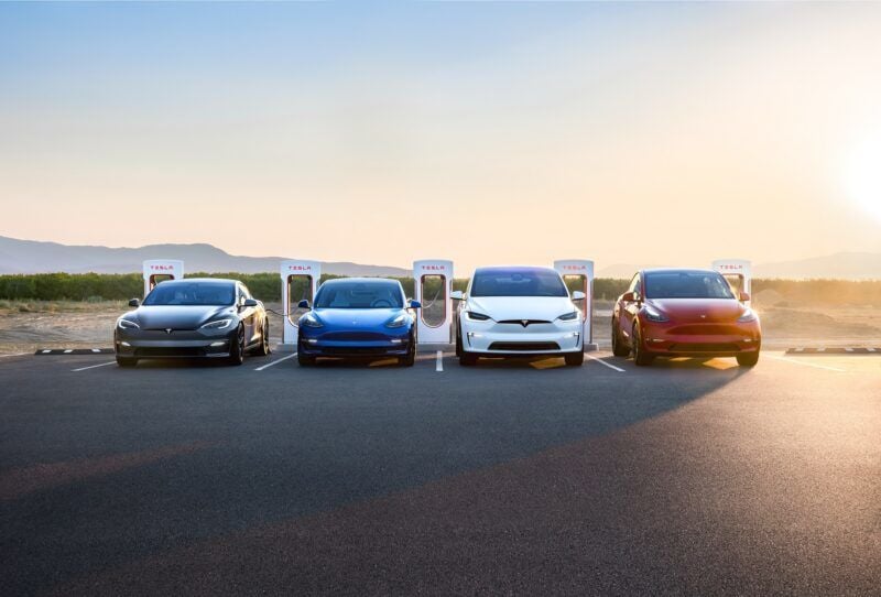 【車市分析】2022年新車市場年報:疫情效應影響全局 非戰之罪