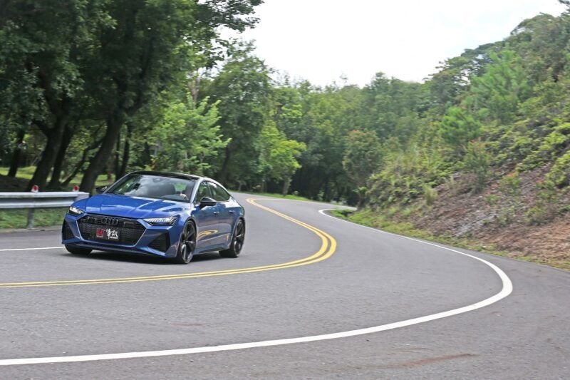【一手試駕】挑戰極限  Audi RS 7 Sportback performance
