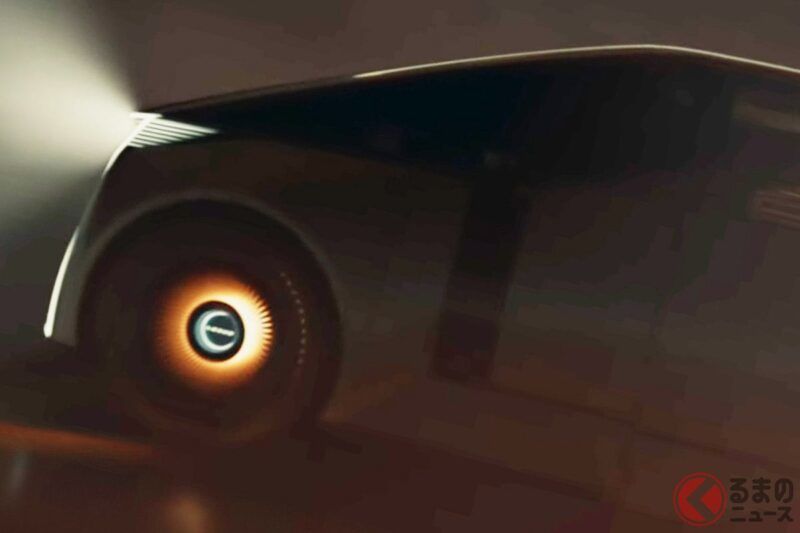 Lexus要認真把「超高級MPV」量產化了!?  不是「房車」的新款LS要登場了嗎？ 旗艦車型竟然是超前衛的「六輪版本」！ 這會是新世代司機座駕（Show Car）的真面目嗎？