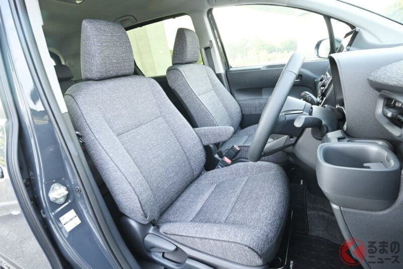 Toyota「7人座位」Sienta 有什麼優點？  與差額4萬日圓的「5人座位」差異在哪裡？ 不只是3列座椅的有無，還有意想不到的細節