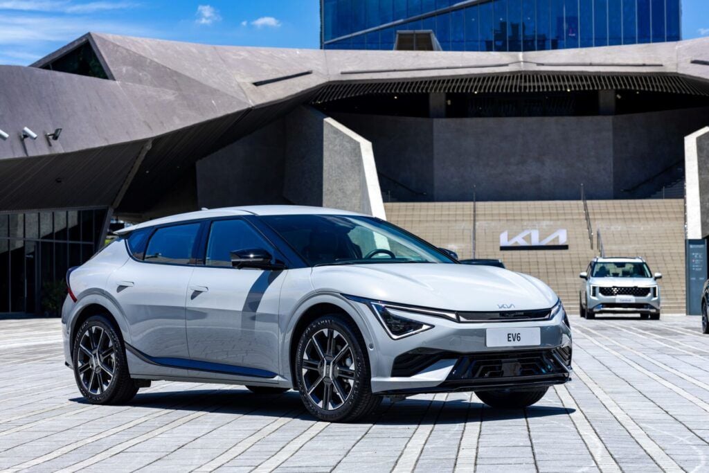 Kia1-10月銷售突破8,600台 11月「煥然一新．萬元入主」限時禮遇