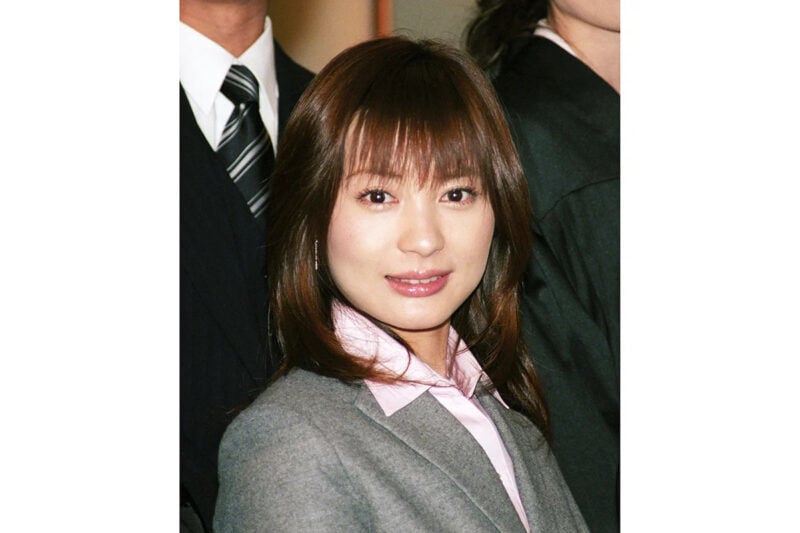 藝人新山千春的「硬派愛車」太狂了！正統「四驅控」吸引來的「稀有」計程車是什麼來頭？