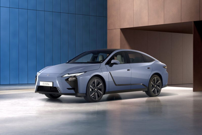 油電/純電雙動力、四款販售車型 全新大改款Lexus ES預售啟動