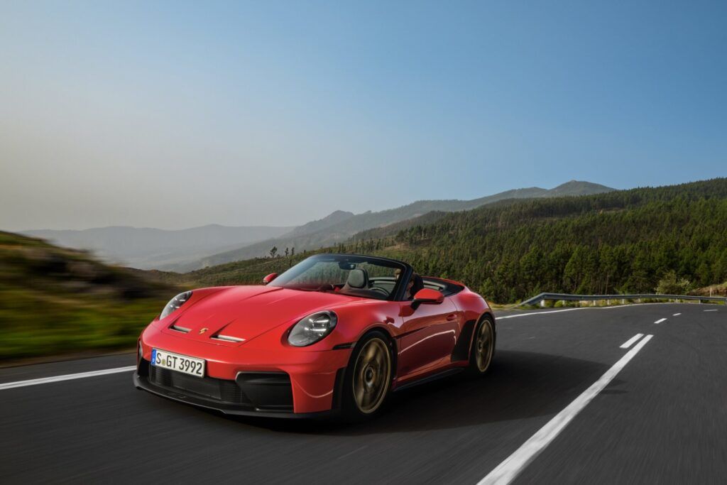 全新 Porsche 911 GT3 S/C 結合高轉速自然進氣引擎與純粹手排設定的輕量化敞篷跑車