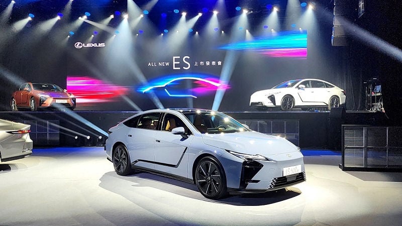 新世代中型旗艦房車 八代目大改款Lexus ES磅礴登場