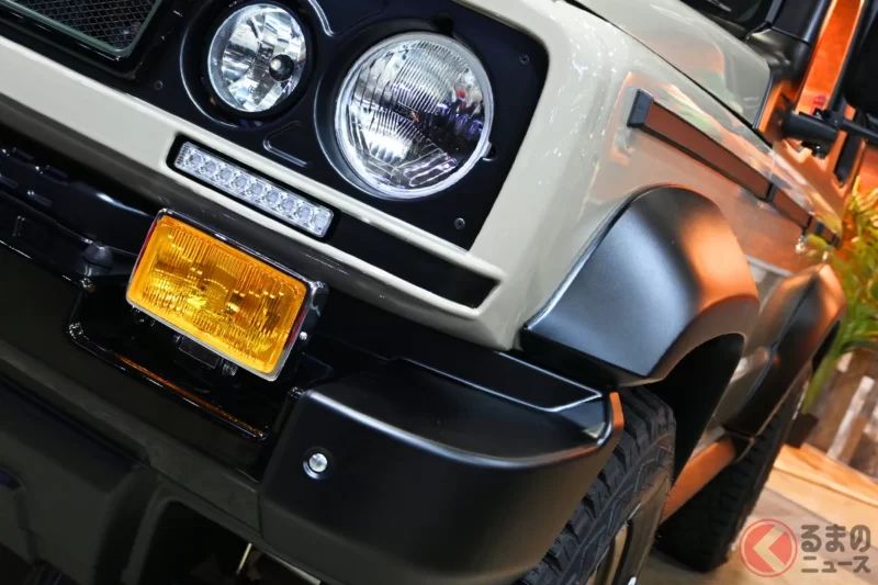 創新「“圓形四燈”compact SUV」引發話題！出現「經典名車重現得很到位」「復古又很帥」「mirror造型很有特色」等評價！兼具tough與時尚感的DAMD「Jimny Nomad Armata」備受關注！