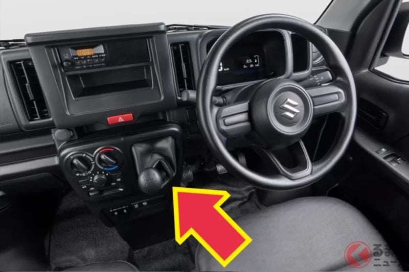 134萬日圓！Suzuki新型「雙側滑門」輕型廂型車正式上市！外觀全面更新，採用親和力更高的簡潔設計，並導入5速手排變速箱！擁有超好用的大空間與極強載物能力的「Every」，最入門車型到底是什麼樣子？