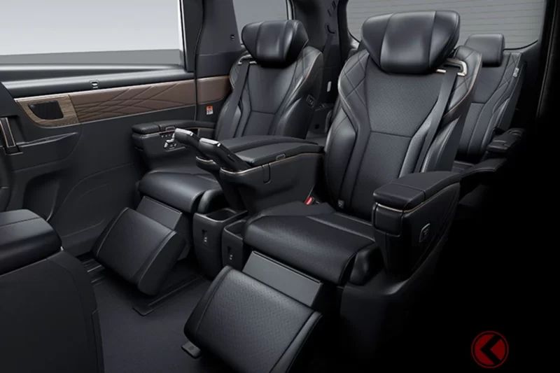 Toyota新「高級minivan」上市引發熱烈迴響！採用高雅的bronze點綴設計，被好評為「才配得上最高等級！」全新“漆黑車身”也成為焦點的「Vellfire」到底有什麼改變？