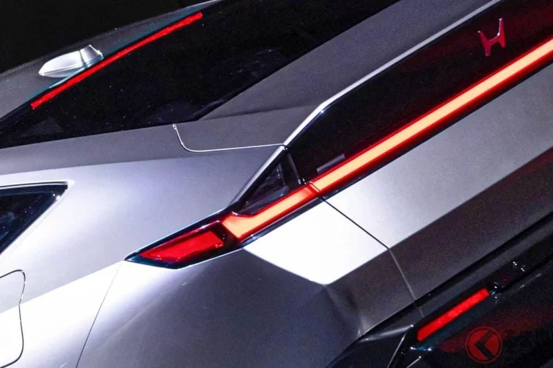 Honda全新「房車」登場！造型前衛的新型「Accord」!? 搭載高性能4WD×新世代油電系統×全新平台的「Honda Hybrid Sedan Prototype」究竟是什麼？