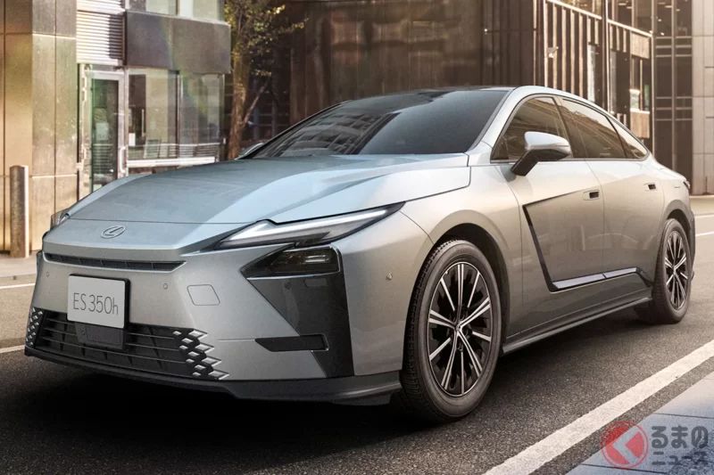 約日幣790萬元起！ Lexus 全新「Premium Sedan」正式上市！ 眾所期待的 4WD 車型首度加入，並採用全球首創先進 Interior！ 大幅進化的「ES Hybrid」究竟有哪些升級？