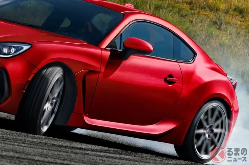 Subaru的FR Sports Car「BRZ」全新車型開始預約！導入強化安全性的「Three-eye EyeSight」，也引發「就算是MT車也能搭載最新配備真的很棒」的好評！預計將於2026年夏季發表！