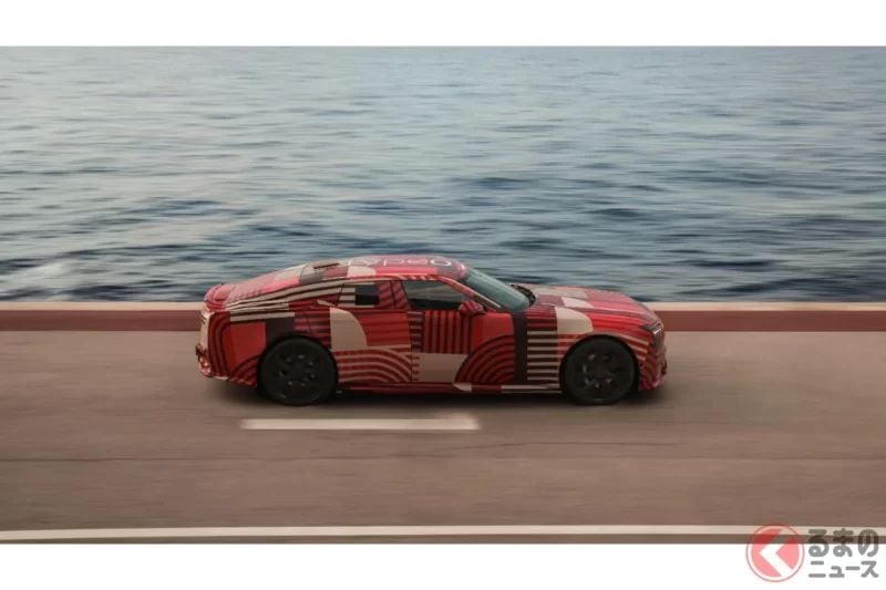 超過1000匹馬力的「新型4門GT car」將於2026年首次公開！兼具駕馭性能與舒適性的傳統「Jaguar E-type」系譜豪華車款「Type 01」已在Monaco進行行駛展示