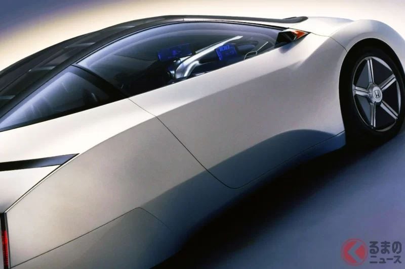 Honda超輕量「雙門跑車」竟然能跑出「每公升40公里」的油耗！貼地般「寬體×低趴」車身帶來暢快駕馭樂趣！車重僅700kg的「流線型跑車」IMAS再度受到關注！