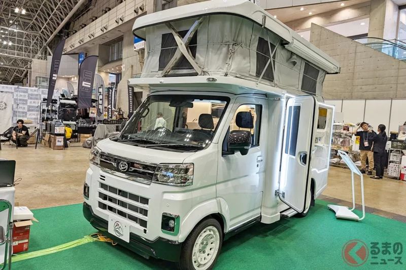 Daihatsu「雙層」輕型商用廂型車首次亮相！全長不到3.9公尺的小巧車身竟可讓「4人」睡覺！搭載高性能Turbo引擎的Cab Conversion「Atrai」JP STAR happy1全新「City Turbo」正式亮相