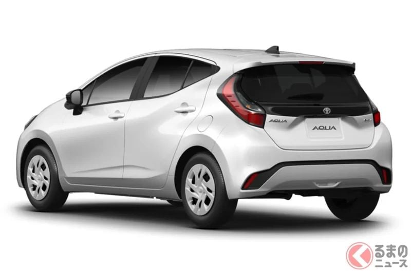 244萬日圓！Toyota全新「Compact Car」正式上市！ 比頂規便宜「約80萬日圓」，卻擁有每公升33.6公里的超低油耗！ 採用車長4公尺、車寬1.7公尺的精巧車身！ 一探「Aqua」最入門車型！